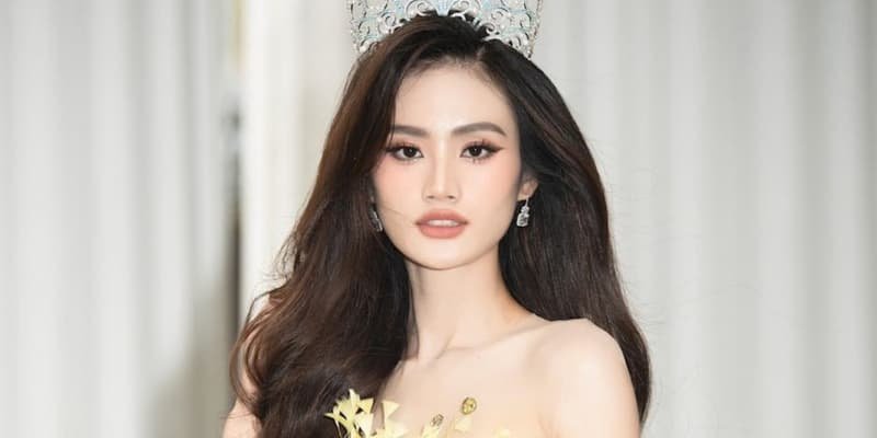 Ý Nhi và những lần “vạ miệng” tiêu cực