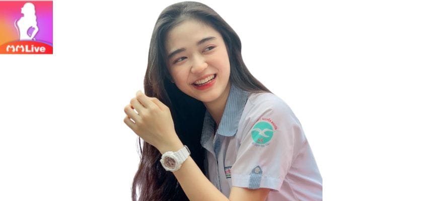 Nữ sinh 2k2 sở hữu thành tích học tập đáng ngưỡng mộ